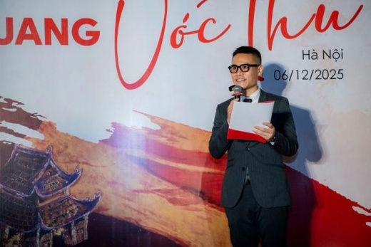 Họa sĩ 9X Việt Nam chinh phục thị trường quốc tế với bức tranh sơn mài 100.000 USD