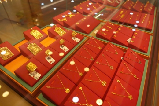 Giá vàng ngày 31-1 lao dốc mạnh, mất gần 10 triệu đồng/lượng chỉ sau một ngày