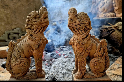 Từ đất sét và lửa, người thợ xứ Thanh thổi 'hồn Việt' vào linh vật Nghê gốm