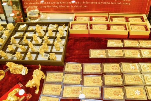 Giá vàng hôm nay (30-3): Lơ lửng vùng đỉnh, thị trường bước vào pha nhạy cảm