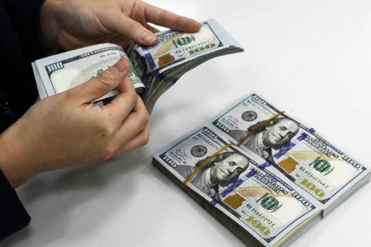 Tỷ giá ngày 31-3: USD bứt tốc, nhà đầu tư đổ xô tìm kênh trú ẩn an toàn