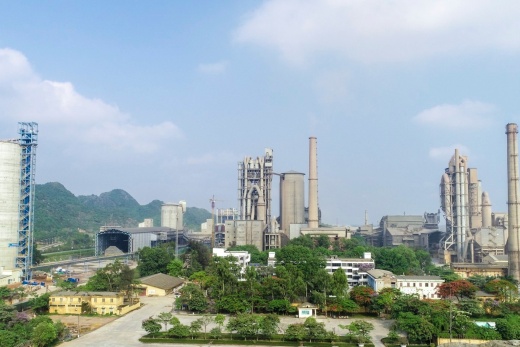 Xi măng Bỉm Sơn (BCC) bị phạt gần 2,2 tỷ đồng vì vi phạm thuế và hóa đơn