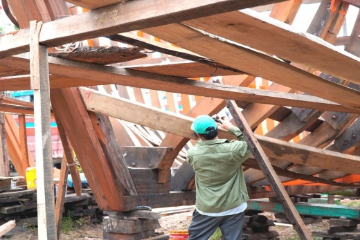 Nghệ An: Làng nghề đóng tàu gỗ trăm năm tuổi dần vắng thưa tiếng búa