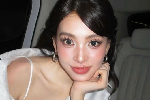 Nét tinh tế trong từng vòng tròn: Trang sức khuyên tai tròn và sức hút bất tận